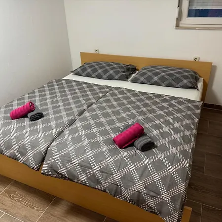 Zovko 아파트 키트루크